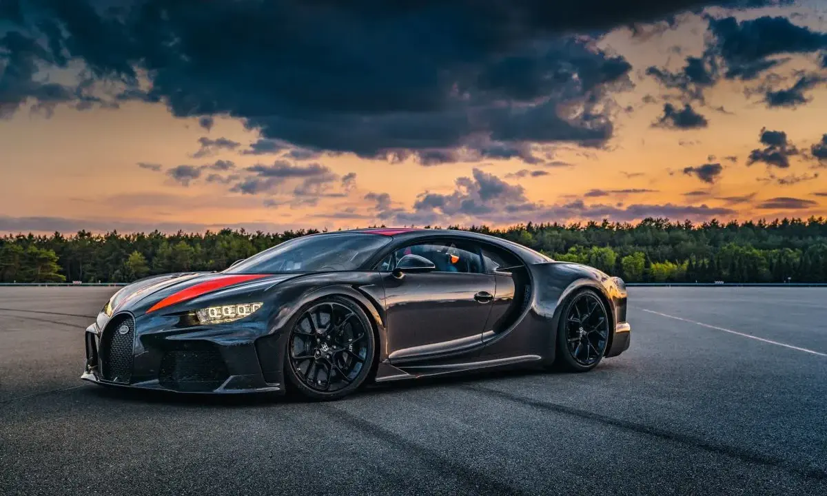 Bugatti Chiron Super Sport: 20+ mln zł w Polsce? Zobacz koszty!