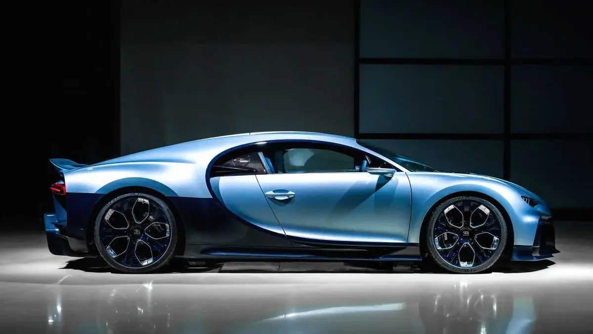 Bugatti w Polsce: Ile ich jest? Kto jeździ i ile to kosztuje?