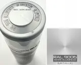 Puszka z lakierem IXELL. Na wieczku widnieje napis "RAL 9006 ALUMINIUM", a obok próbka koloru RAL 9006 White Aluminium (Metallic).