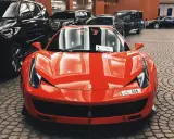 Cena Ferrari w Polsce: Ile kosztuje zakup i utrzymanie legendy?