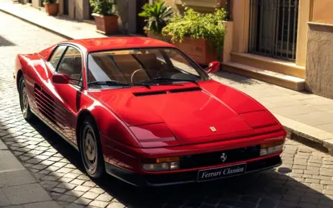 Ferrari: Jak rozpoznać ikonę? Odkryj kluczowe cechy designu.