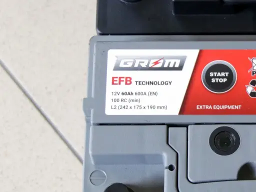 Akumulator GRAM EFB z technologią START STOP, 12V 60Ah 600A. Idealny do nowoczesnych aut.