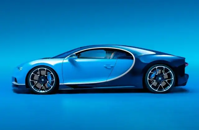 Bugatti Chiron side profile