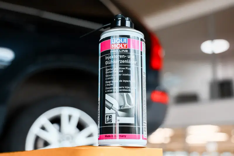 Puszka preparatu do czyszczenia wtryskiwaczy diesel i świec żarowych Liqui Moly.